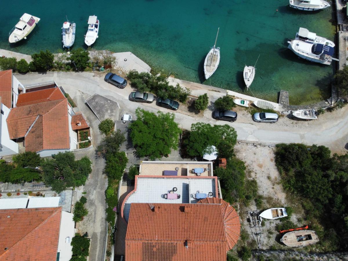 Apartments By The Sea Zaglav, Dugi Otok - 17788 ซาลี ภายนอก รูปภาพ