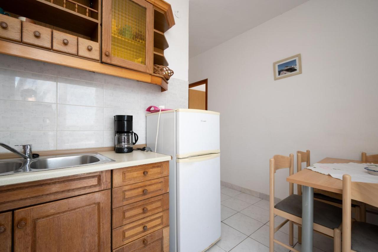 Apartments By The Sea Zaglav, Dugi Otok - 17788 ซาลี ภายนอก รูปภาพ